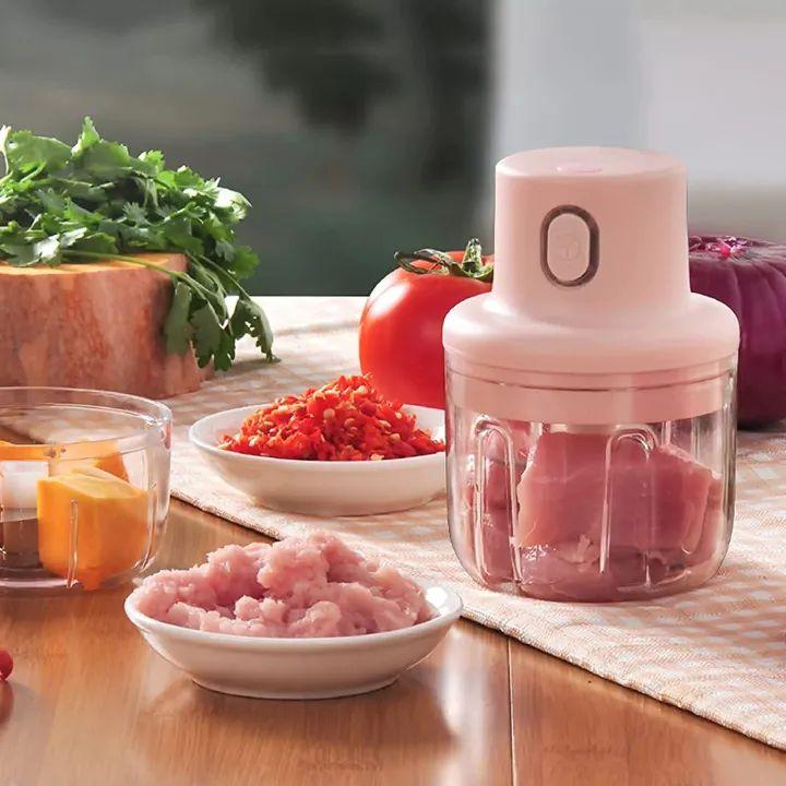 Mini USB Rechargeable Electric Food Chopper 250ml | Portable Wireless Garlic & Vegetable Chopper - COD Pakistan